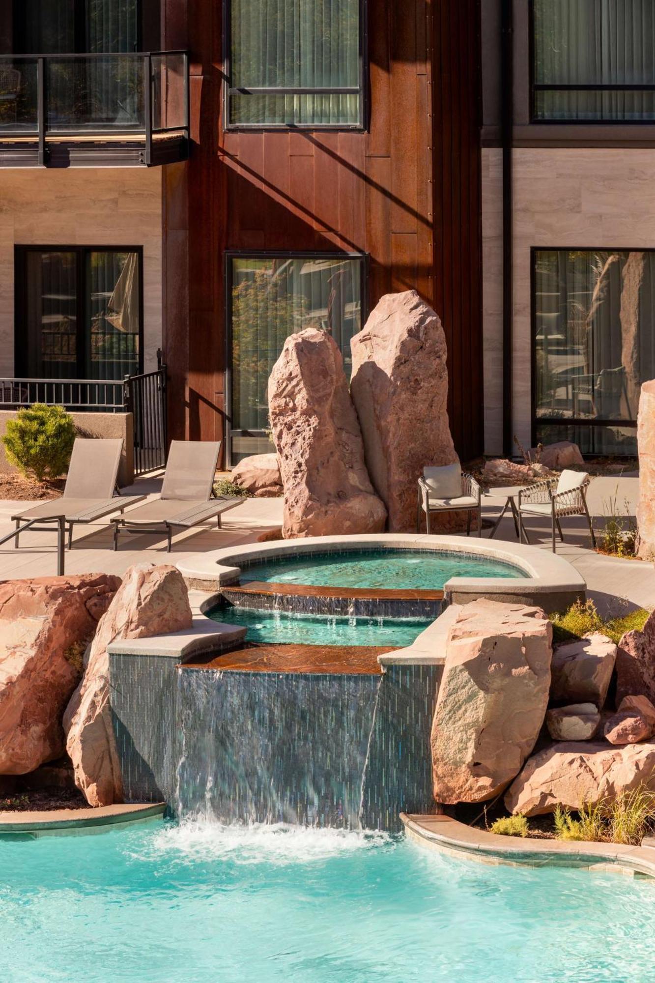 Casitas At The Hoodoo Moab, Curio Collection By Hilton Hotel Abbey Road Exterior photo